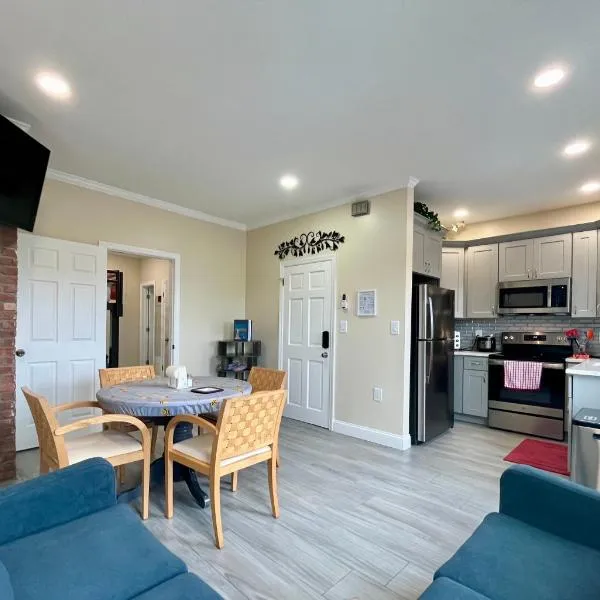 New York City Apartment Near Free Ferry Boat!、Stapletonのホテル
