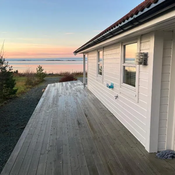 Hytte i Lysøysund med 4 soverom, Ørland, hotel v destinaci Lysesund
