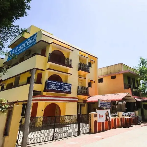 ADP Cottage, hotel v destinaci Mayiladuthurai