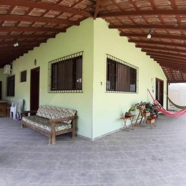 Pântano do Sul 200m da Praia