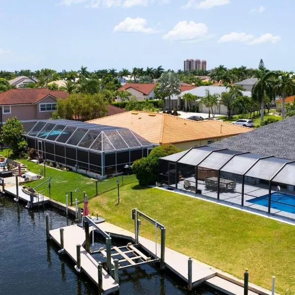 케이프 코랄에 위치한 호텔 Endless Summer Hideaway w Pool ocean access 5br