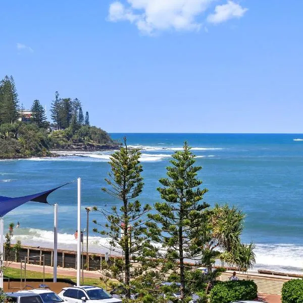 Absolute Beachfront Rolling Surf Resort, hotel v destinaci Caloundra