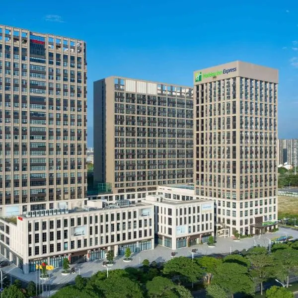 Holiday Inn Express Foshan Shunde Lecong by IHG, hotel i Shunde