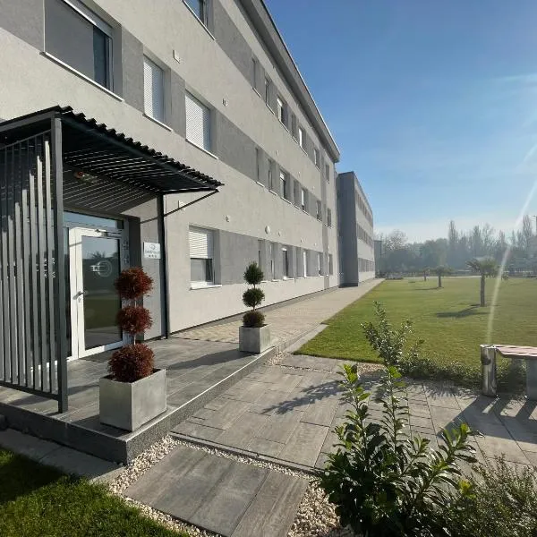 Turbo Szálló Kalocsa, hotel v destinaci Foktő