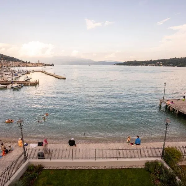 InSalo-Holidays Apartments con vista sul Golfo di Salò, hotel v destinaci Salò