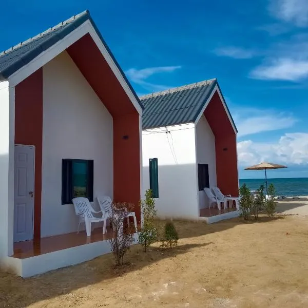Maruay villa beach, hotel in Suratthani