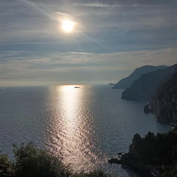 Amalfi Coast, Positano, Sorrento, Capri, Garden, Villa Carcara – hotel w mieście Colli di Fontanelle