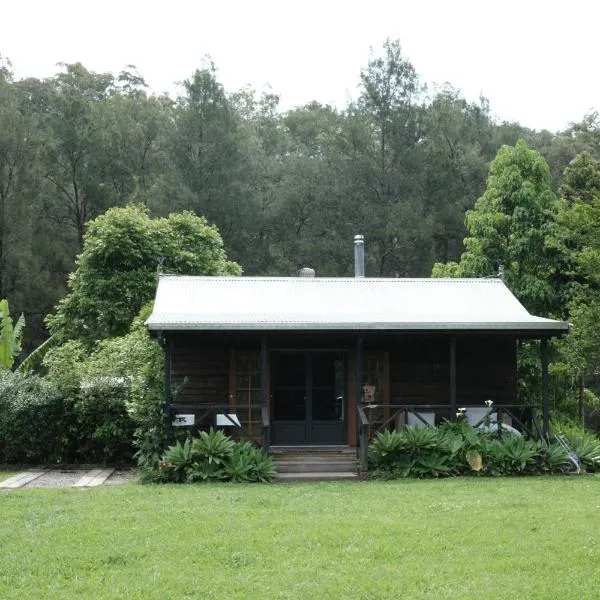 The Forest River Wood Cabin, hotel v destinaci Pee Dee