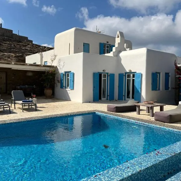 Sea View Villa with Private Pool, hotel v destinaci Ornos