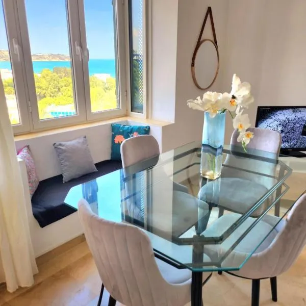 The sea view, hotel in Douar el Hafey