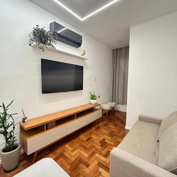 MELHOR APTO SALA E 2 QUARTOS NA QUADRA de COPACABANA - Foto 5