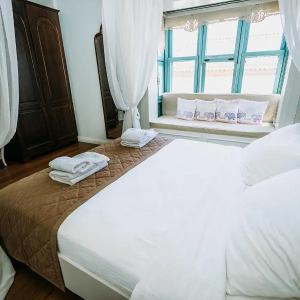 BEYAZ KAPI Boutique Hotel, hotel v destinaci Alaçatı