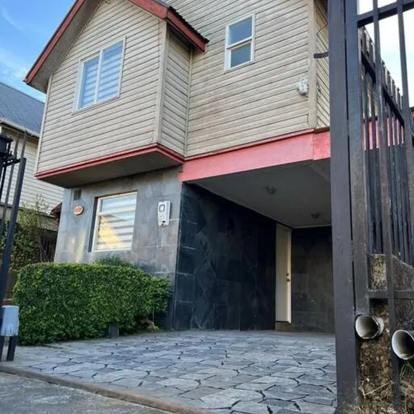 Arriendo Casa dos pisos por dia, hotel en Puerto Montt