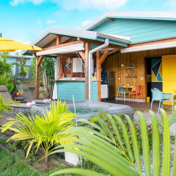 Bungalows Ti Lodge Martinique - près de la plage avec jacuzzi privé, hotel v destinaci Sainte-Luce