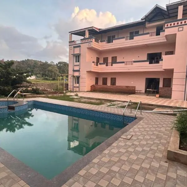 Breeze valley Residency, hotel v destinaci Yelagiri
