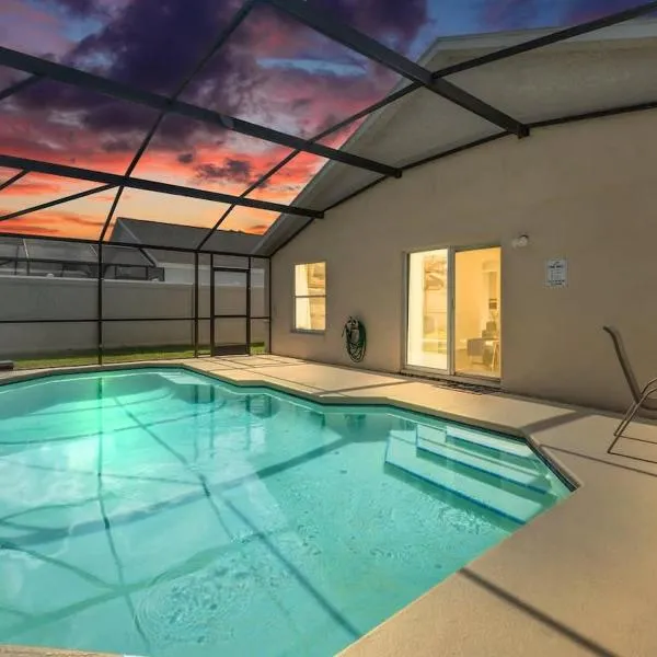 Cute Vacation Home Very Close to Disney, hotel i Orlando