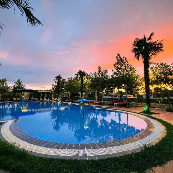 Hotel Qetesia-Te Indriti, hotel v destinaci Velipojë