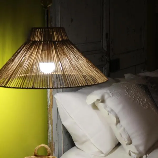 Pumo Home - Apulian Luxury Rooms, hotel v destinaci Acquaviva delle Fonti