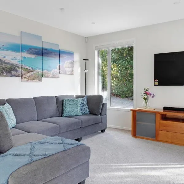 Hibiscus Cottage in Red Beach with BBQ and Aircon, hotel em Red Beach