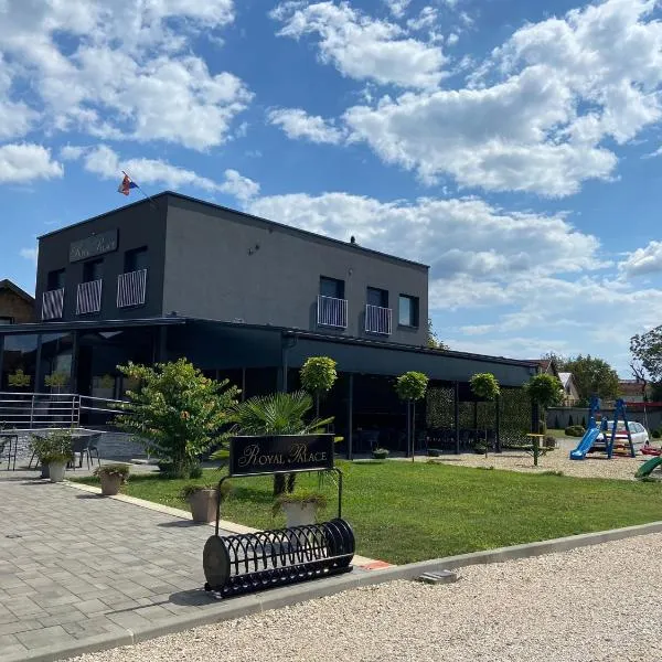 Royal Palace, hotel v destinaci Vukovar