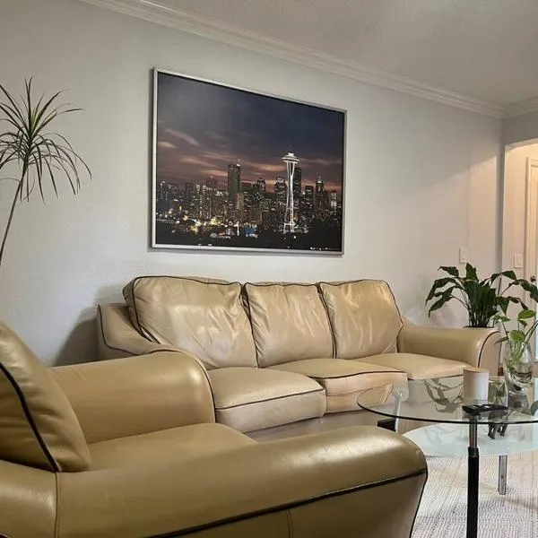 Perfect Fall and Winter Apartment in Des Moines, hotel v destinaci Des Moines