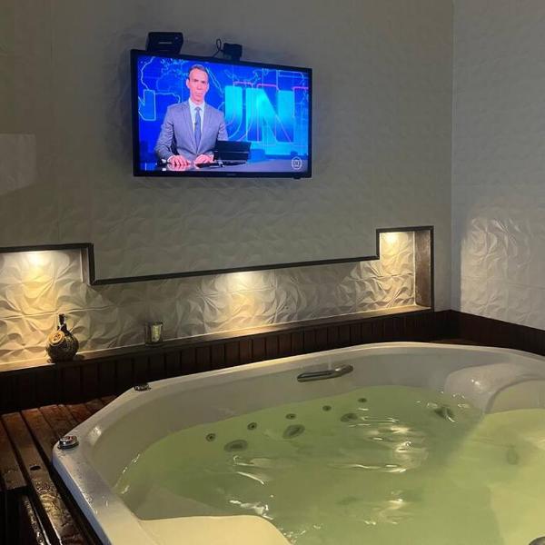 Casa com 5 suítes com Jacuzzi e piscina, na reta da praia - Foto 5