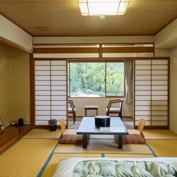 Shuzenji Onsen Hotel Takitei, hotel v destinaci Izu