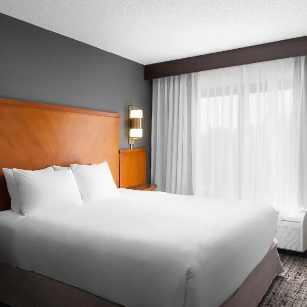 Hyatt Place Chantilly Dulles Airport South, hotel v destinaci Chantilly
