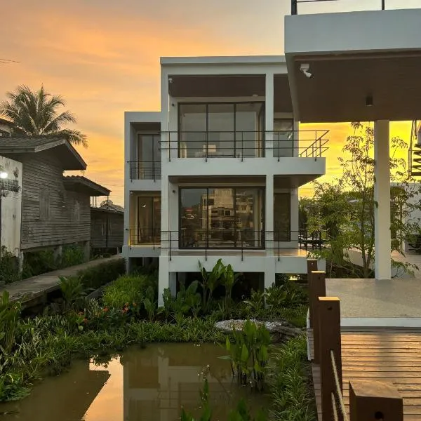 The Episode Boutique Hotel, hotel in Suratthani