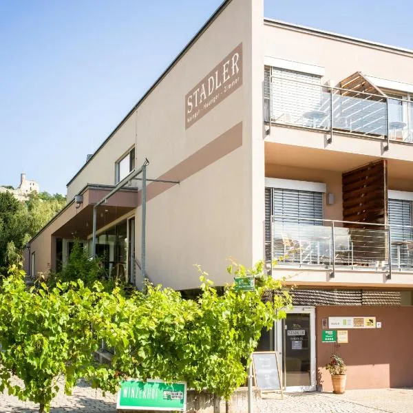 Weingut Stadler, hotel v destinaci Falkenstein