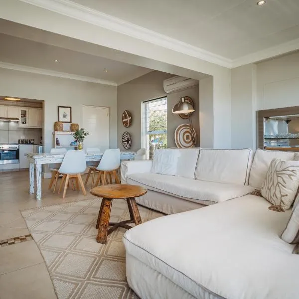 Palms Manor on Kingswood Golf Estate, hotel in George