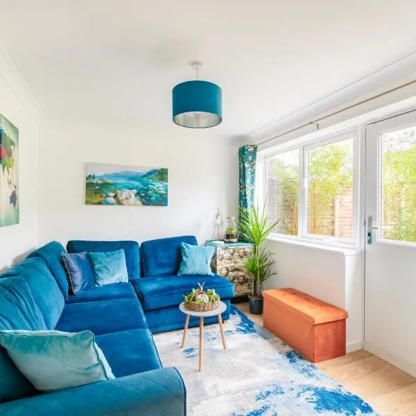 Viesnīca Comfortable 4-Bedroom Heaven in Thetford pilsētā Tetforda
