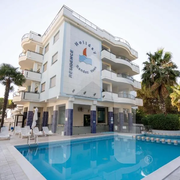 Homiday - Holiday Rendez Vous 2, hotel sa Pineto