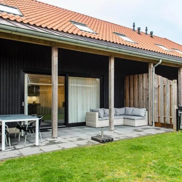 De Plevieren, hotel in Buren