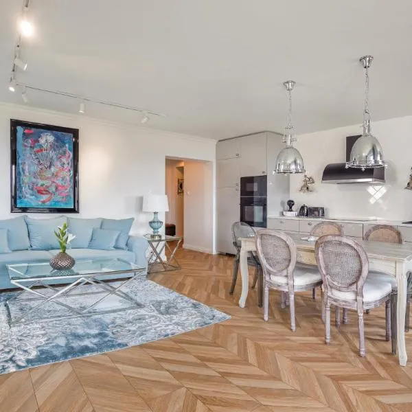 Apartamenty premium z widokiem na morze Sun & Snow Hel Centrum, hotel v destinácii Hel