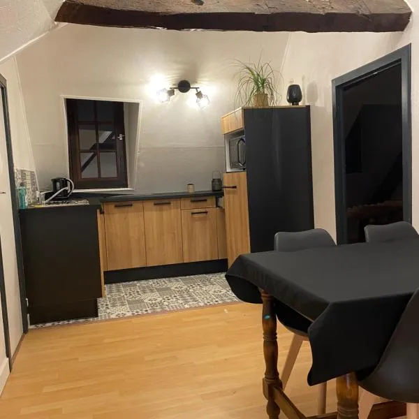 L'appartement du Conte Even – hotel w mieście Lesneven