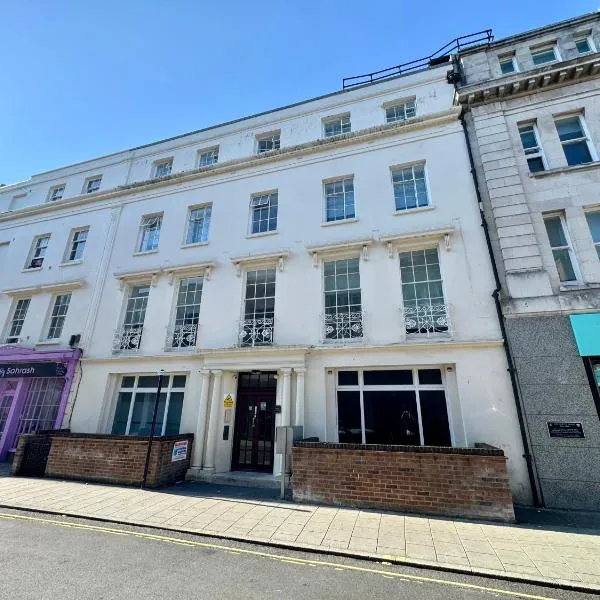 PS APARTMENTS, hotel v destinaci Southampton