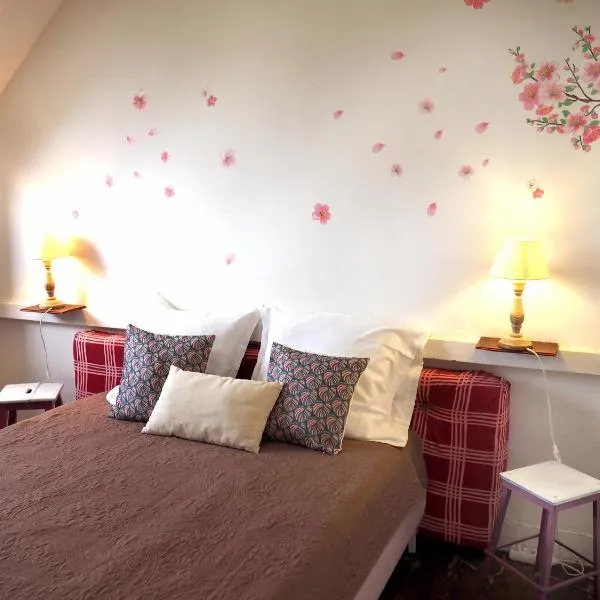 Les Gîtes du Couvent Alternatif, hotel v destinaci Camlez