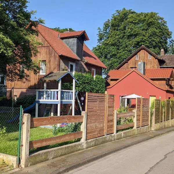 Pension Weseraue, hotel v destinaci Holzminden