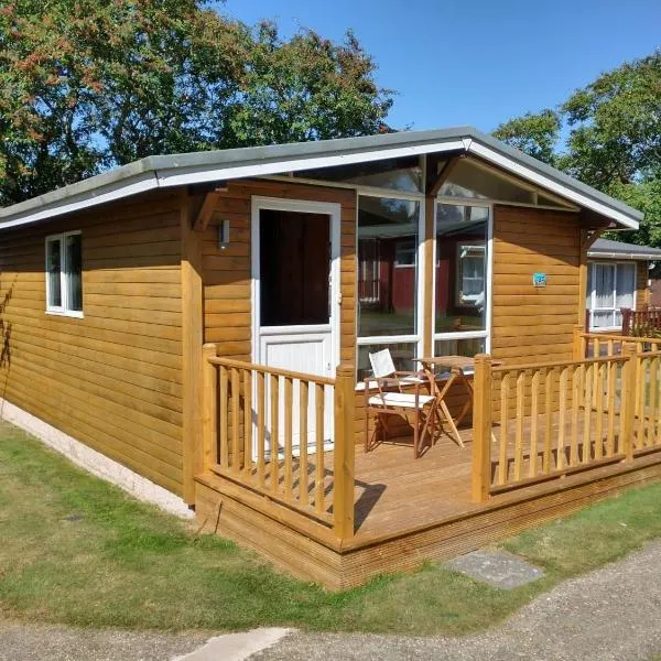 Chalet 24, hotel v destinaci Seaton