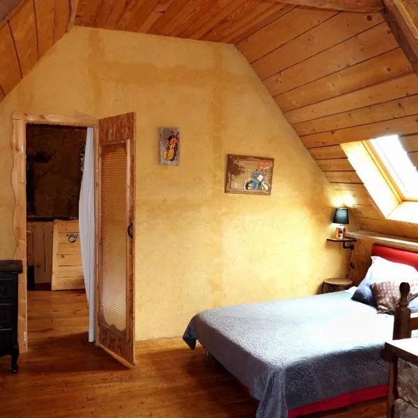 Bretagne Atypique, dormir dans un ancien Couvent – hotel w mieście Camlez