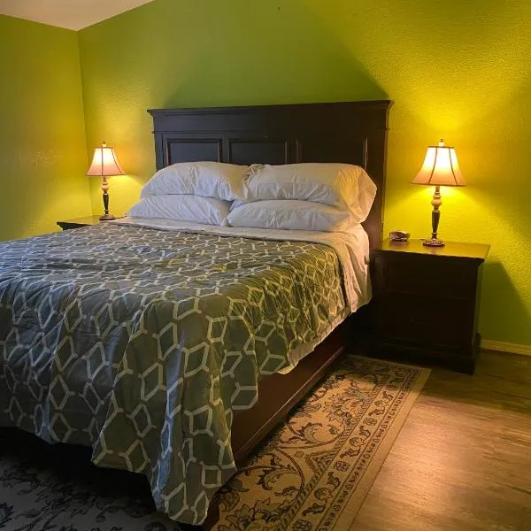 Little Pomona, hotel in Chico