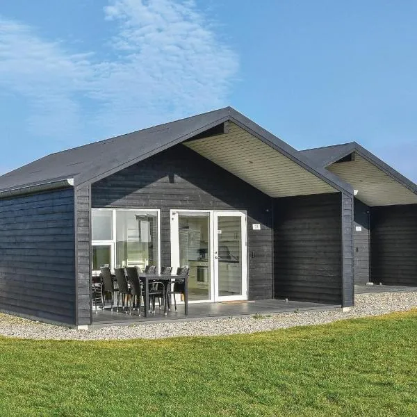 Two-Bedroom Holiday Home Ringkøbing 01, hotel v destinaci Sondervig