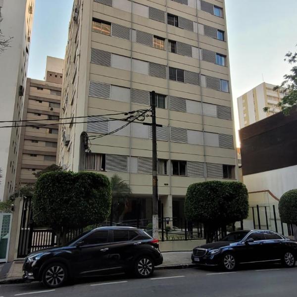 Quarto e banheiro privativos no Jardins - Foto 5