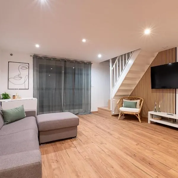 Maison avec jardin 8 personnes près de disney & Paris, hotel a Jossigny