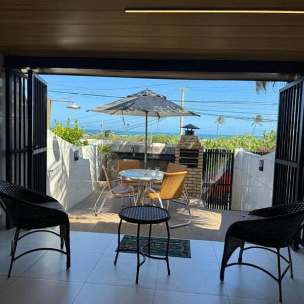 Casa Beira-Mar em Piatã - Praia, Churrasqueira e Excelente Localização em Salvador