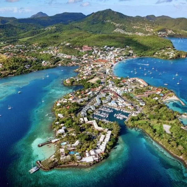 ALTERA SEA VIEW 2 Chambres, hotel u gradu Le Troa Ile