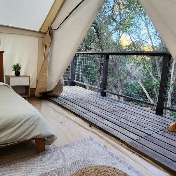 Gentle and Cozy Comfort in an Off-Grid Retreat, hotel in Fallbrook
