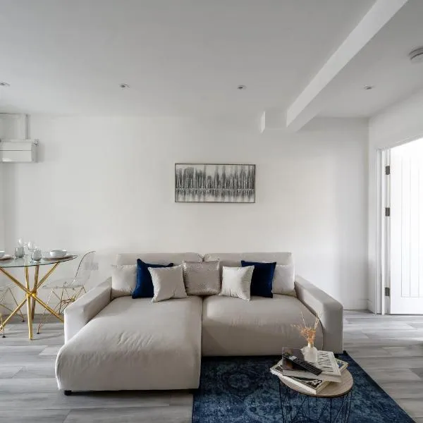 Cozy Downtown Apartment, hotel in Rochester