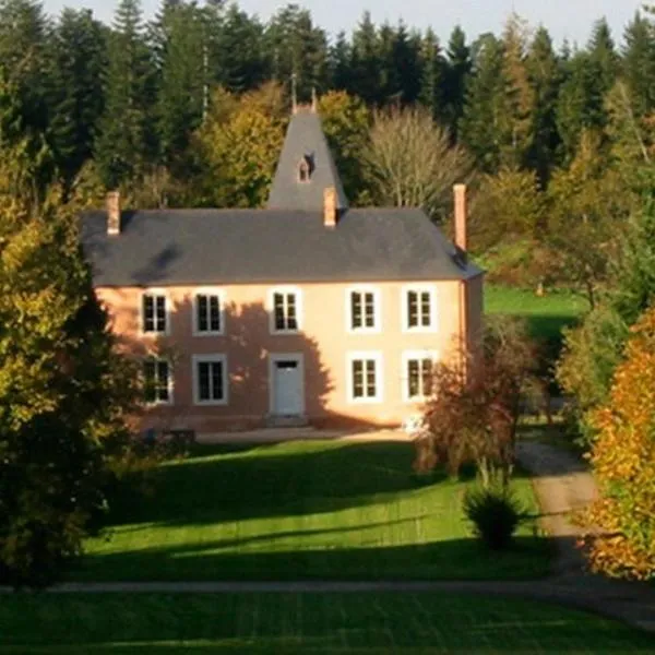 Chambres d'hôtes La Verrerie du Gast, hotel in Le Cercueil